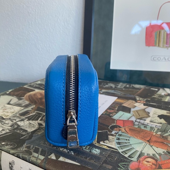 Coach Blue Kids Cartoon Character Pouch - Picture 3 of 6